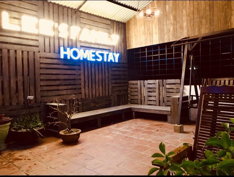 Lee'S Family Homestay Hanoi Exterior photo