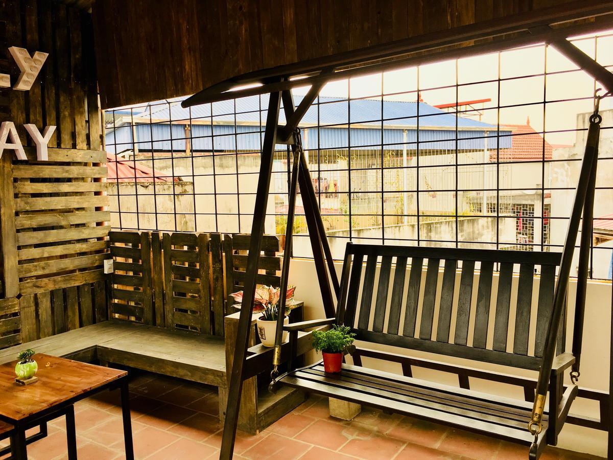 Lee'S Family Homestay Hanoi Exterior photo